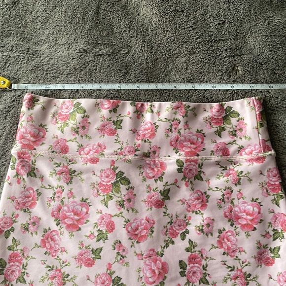 LSF LoveShackFancy x Bandier 💗 Legging Shorts, Size Small - Picture 6 of 8